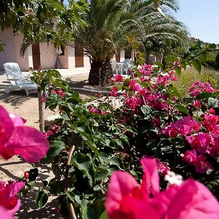 Grande Tizzano A 200 M De La Plage 18 Pers Ferienhaus *