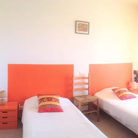 Ferienhaus Grande Tizzano A 200 M De La Plage 18 Pers